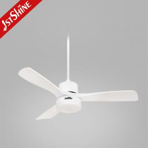 China Solid Wood DC220V Bedroom Ceiling Fan Light Energy Saving 5 Speed supplier