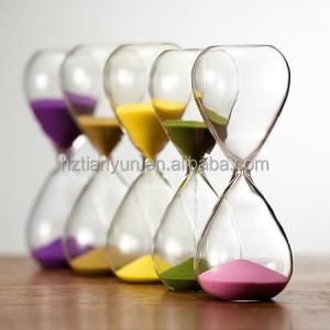 China Hand Blown Hourglass , Colored Sand Hourglass Timer 5 Minute supplier