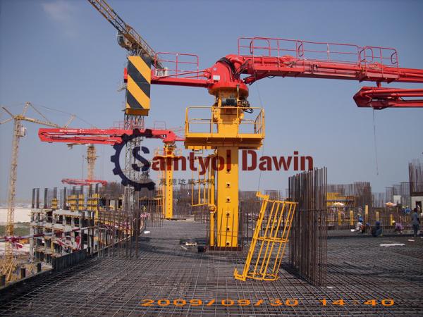 Detachable column hydraulic self-lifting jack up concrete placing boom with 29m 33m placing radius