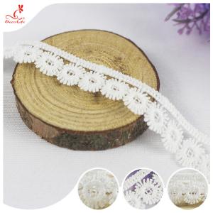 China Machine Crocheted White Ribbon Lace Trim Water Soluble For Skirt supplier