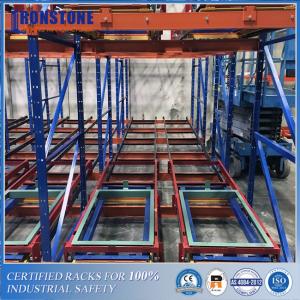 China Warehouse Push Back Pallet Racking System For Flexible Storage supplier