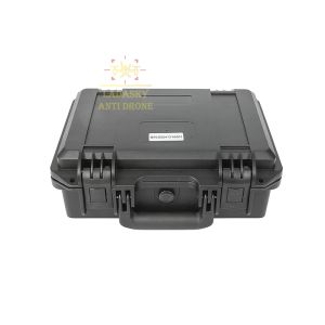 China Wearable Anti-Drone Detector 100MHz–6GHz | Portable Body-Worn Drone Signal Detector with Real-Time Alarm, 3–4h Battery Life, and Multi-Band Threat Detection wholesale