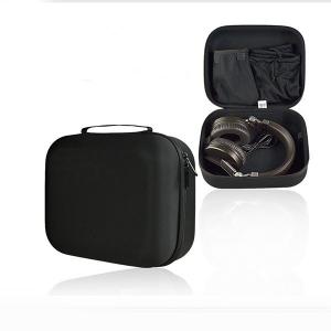 China Dust Proof Retractable Earphone Case , Velvet Pocket Inside Custom Headphone Case supplier