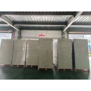 China Load Bearing Capacity Up To 500kgm2 Cleanroom Panels with Material Depth 03 to 06mm PCGI and Acid Alkali Resistant Chemical Resistance wholesale