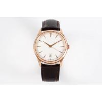 China Stylish Trendy Men Quartz Wrist Watch 300g Weight Perfect Timepiece on sale