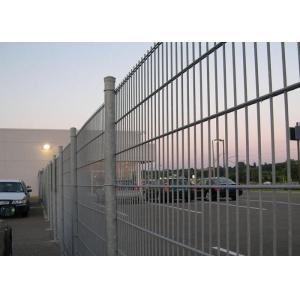 China Hot Dipped Galvanized 656 Double Weft Welded Mesh Panel With Rectangular Post 60X80MM supplier