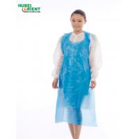 China Disposable PE Aprons Waterproof Medical /Kitchen Apron PE Apron With Embossed Surface on sale
