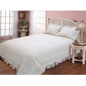 Microfiber Embroidery Double Bed Quilt Covers , Plain Color Design Quilted Bed Covers