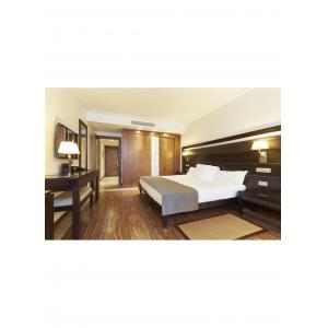 China Eco Friendly Contemporary Hotel Bedroom Furniture Solid Wood Frame And High Density Foam supplier