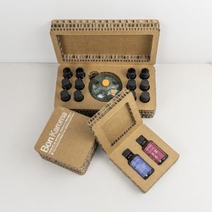 Boîte d'emballage cosmétique personnalisée en carton nid d'abeille avec impression de logo