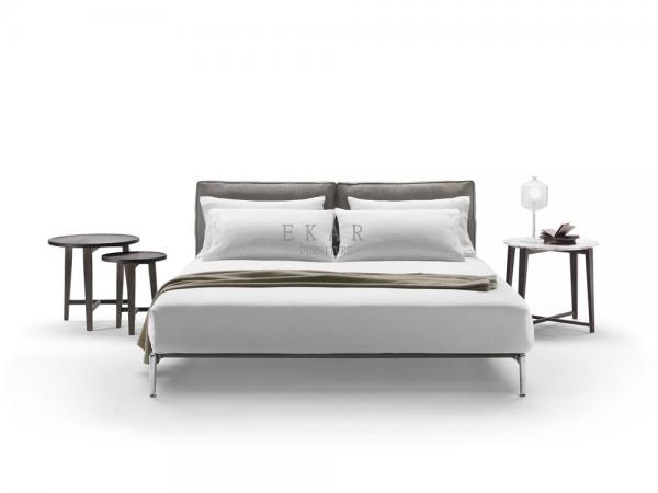 Leather Upholstered Modern Design King Size Bed