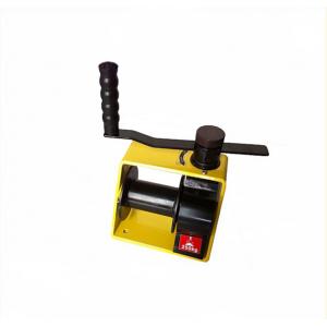 China Hand Lifting Worm Gear Winch 250kg 500kg 1000kg With Pressed Steel Structure supplier