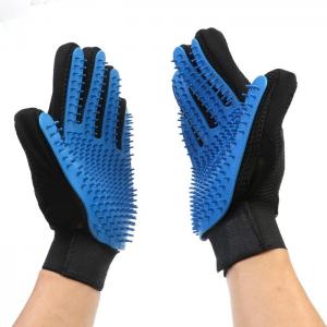 China Flexible Five Finger Pet Comb Glove Gentle Dog Brush Glove For Long Short Hair supplier