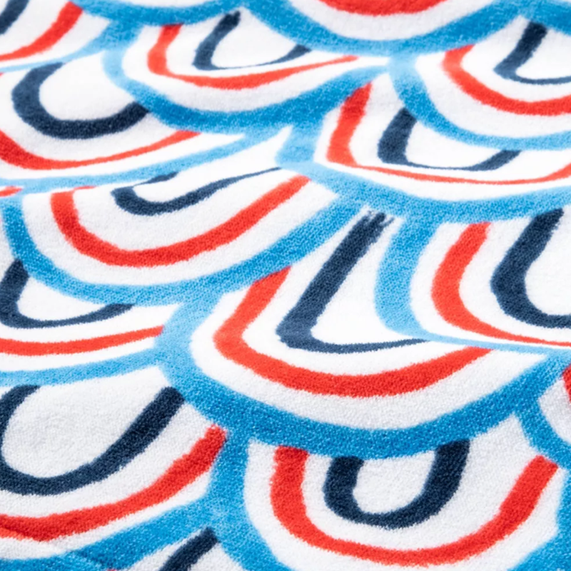 China Dual-sided Design Beach Towel with Scalloped Edges and Reactive Printing for Luxurious Comfort wholesale