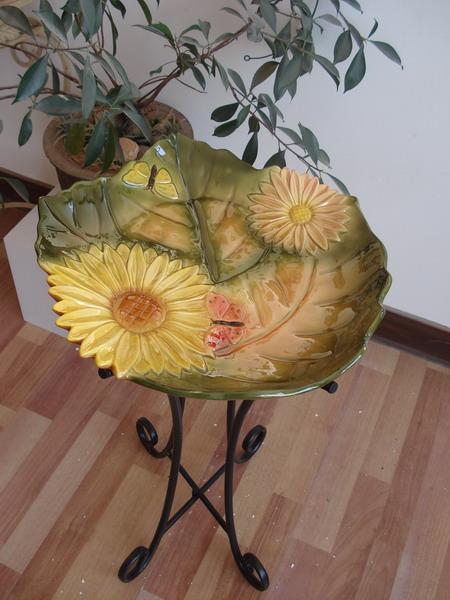Diversas alturas son resina realizable/alberquilla y birdtables de cerámica
