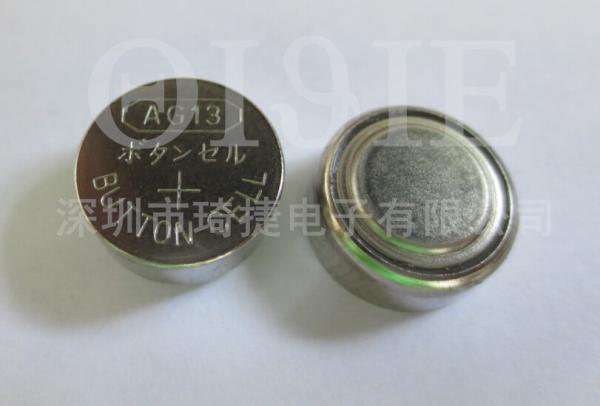 Batterie alcaline de cellules de bouton d'AG13/LR44 1.5V