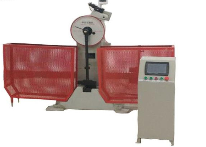 China Machine d'essai d'impact de Charpy de pendule en métal de gestion par ordinateur on sale