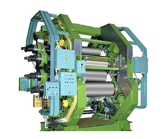 China Máquina personalizada do calendário do PVC da cor, máquina de borracha do calendário de quatro rolos supplier