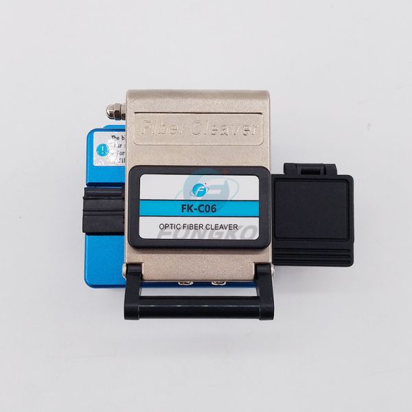 China High Precision Optical Fiber Cleaver Kit For 9-16mm Bare Fiber Cutting ≤0.5° Cutting Angle supplier