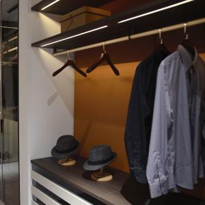 Customized Aesthetic Walk In Closet Wardrobes Organiser Furniture