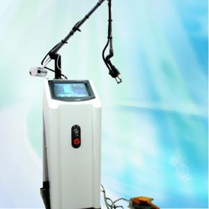 Máquina fracionária do laser do CO2 do tubo de vidro para o rejuvenescimento da pele, remoção do enrugamento