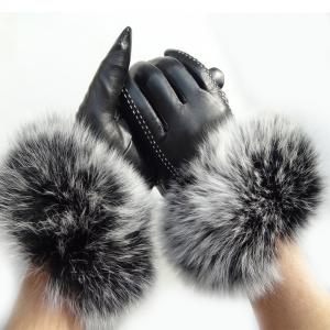 China Touch Screen Sheep Womens Soft Leather Gloves With Fluffy Fox Fur Trim Cuff supplier