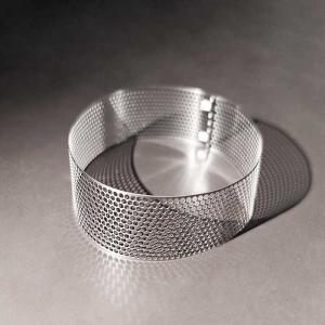 China Mallas filtrantes de microagujeros OEM/ODM para grabado de metales de precisión para la industria de filtración wholesale