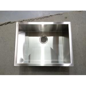 China 14G Thickness Undermount Stainless Steel Kitchen Sink Without Faucet supplier