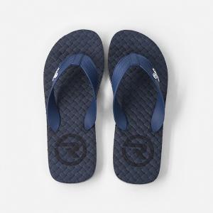 OEM Platform Thong Flip Flops , Skid Resistant Mens Shower Flip Flops