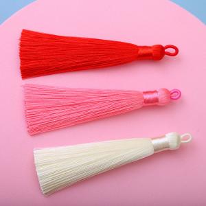 Antistatic Brush Dyed Color 8cm Silk Tassel Fringe Key Chain for Party Bag Decoration
