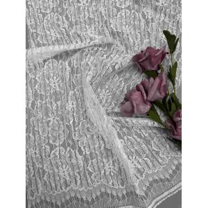 China 55 Inch White Floral Lace Fabric In Nylon Cotton Rayon Composition With Scallop Eyelash supplier