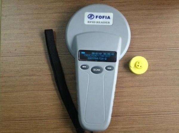 Handy Animal Microchip Scanner Support USB With 1000 Records Data Storage