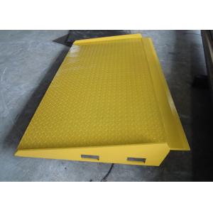 Yellow Mobile Hydraulic Loading Ramp On Ground Loading And Unloading