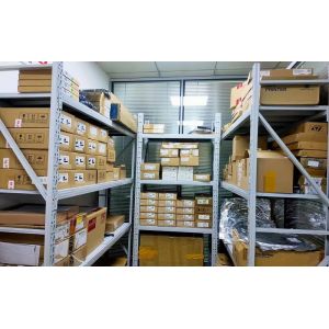 China Transceptor CI 16-UQFN CAXC4T245QRSVRQ1 do receptor dos motoristas dos amortecedores dos circuitos integrados wholesale