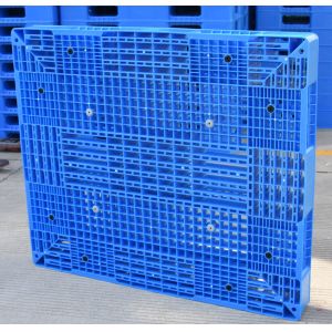 China Las plataformas plásticas resistentes del almacenamiento de las plataformas plásticas apilables del HDPE colorean modificado para requisitos particulares supplier