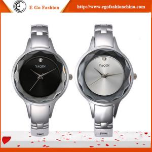 China YQ02 Vintage Bracelet Watch Jewelry Watches for Woman Lady Watch Round Dial Dress Watches supplier