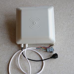 Middle Range UHF RFID Reader 1-6m UHF RFID Integrated Reader Free SDK RS232 RS485 Wiegand Interface for Goods Tracking