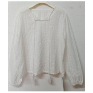 China Comfortable Long Sleeve White Tops for Women With Tassel String supplier