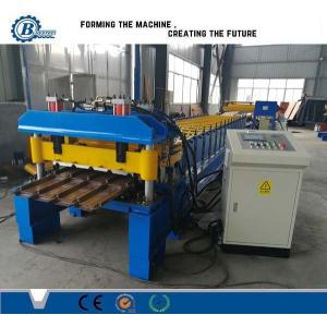 China Metal Trapezoidal Shape Step Roof Tile Roof Roll Forming Machine With Pressing Device supplier