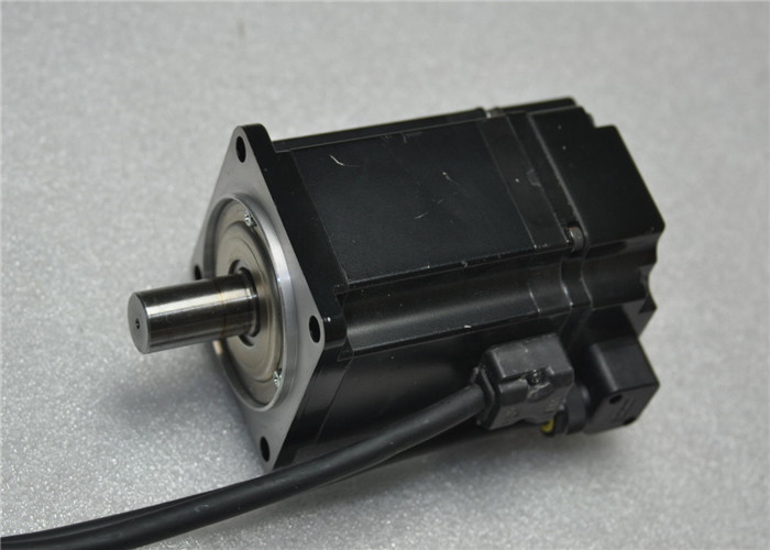 China 1PC NEW ORIGINAL  YASKAWA 2.6A 3000r/min  AC SERVO MOTOR SGMAV-04ADA21 supplier