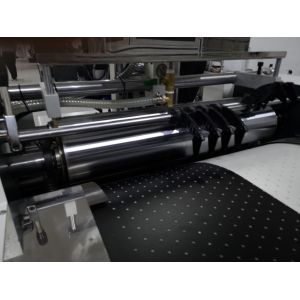 China Machine de collage automatique de positionnement multifonctionnelle wholesale