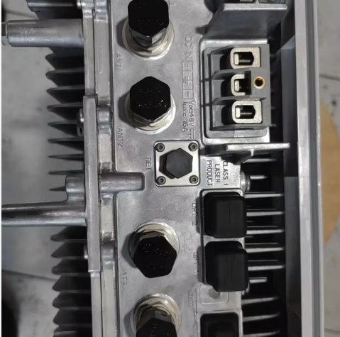  474800A (ARGA) A Nokia AirScale RFM 6T6R B1 Radio Frequency Module Used In Cellular Base Stations For 4G LTE Networks