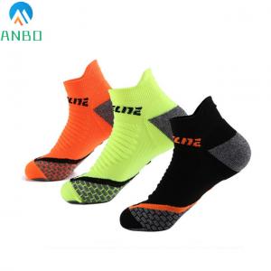 China custom ankle sport socks supplier