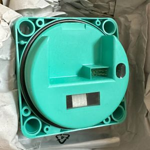 China ペッパール・フックス IPT1-FP インダクティブ近感センサー 1.5mm 10-30V DC範囲 wholesale