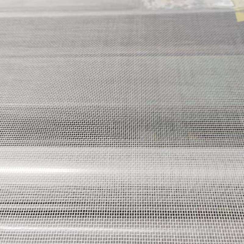 China Alkaline resistant Retractable Fly Screen Mesh Plain Woven Fiberglass Mosquito Mesh on sale