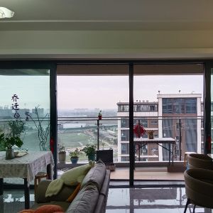 China Tear Proof Aluminium Retractable Sliding Mosquito Mesh Screen Door on sale