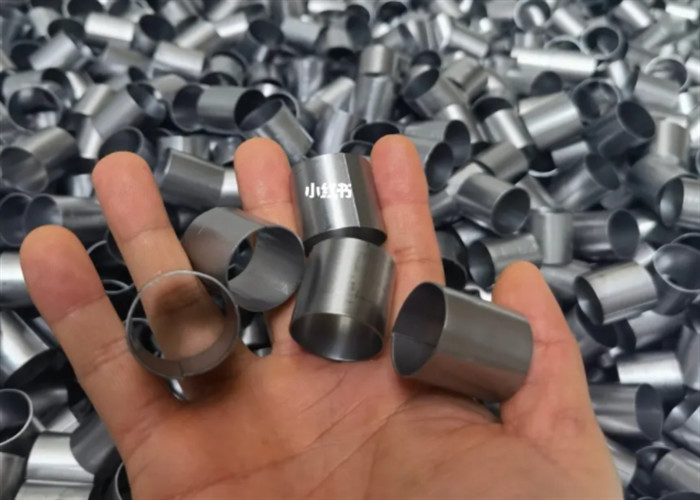 China emballage aléatoire Raschig Ring For Gas Scrubbing Ceramic en métal de 16mm 25mm supplier