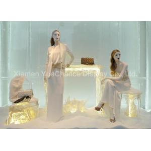 Customised Size Shop Window Decoration Resin Table And Chair For Store Promotions