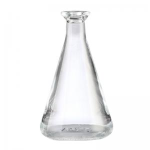 Tom Ford Vodka Bottle Fast Customization with Triangle Glass Jars and Cork Sealing