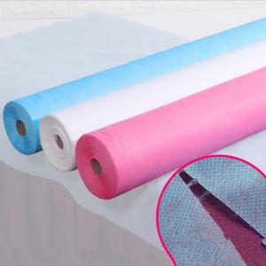 China Disposable Precut PP Non Woven Bed Sheet Waterproof Massage Table Cover Roll on sale 